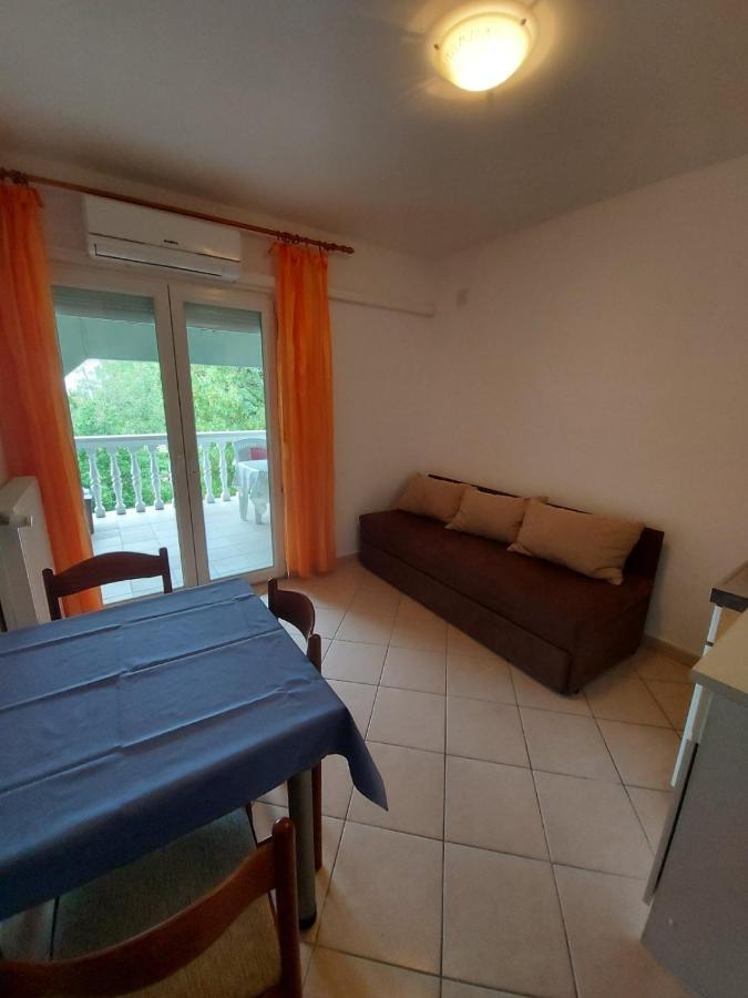 Apartment Pezic 克尔克 外观 照片